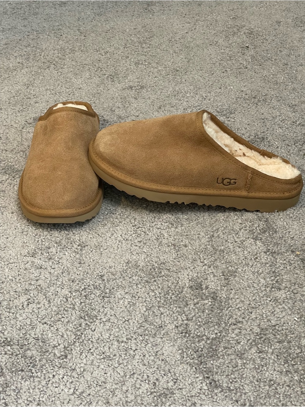 UGG Mens Classic Slip On Slipper Shoe